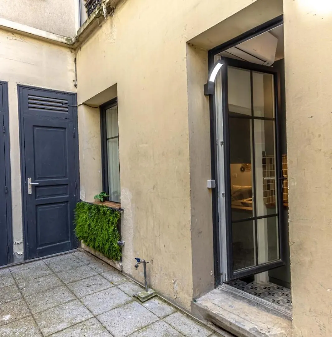 Appartement Ledion 14 *